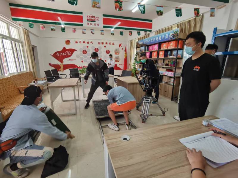 双江广告片拍摄公司：极简主义践行者，少即是多的视觉哲学